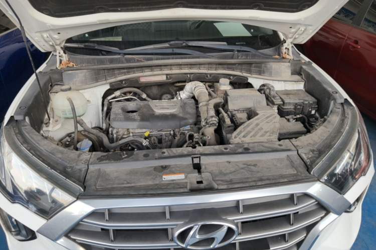 Used Hyundai Tucson 2019 280TGDi Dual-Clutch Two-Wheel Drive Fashion Edition China VI Standard Engine Bay
