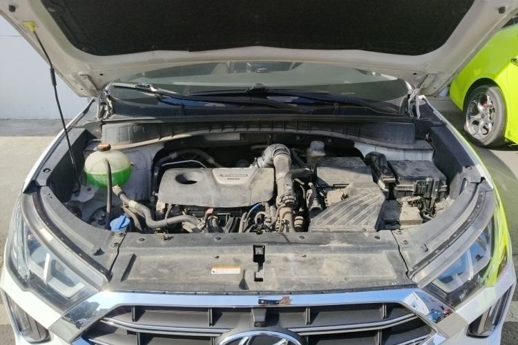 Used Hyundai Tucson 2019 280TGDi Dual-Clutch Two-Wheel Drive Smart Connect Version China V Standard Engine Bay