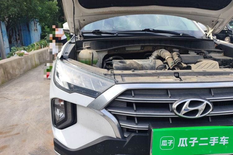 Used Hyundai Tucson 2019 280TGDi Dual-Clutch Two-Wheel Drive Fashion Edition China VI Standard Engine Bay Right
