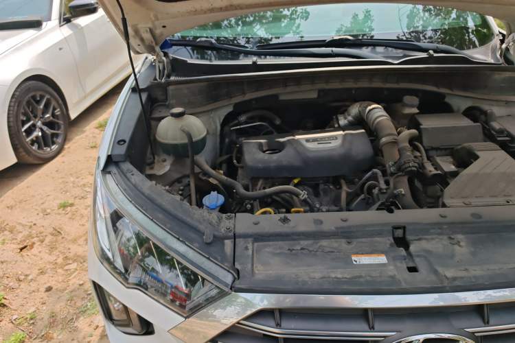 Used Hyundai Tucson 2019 280TGDi Dual-Clutch Two-Wheel Drive Fashion Edition China VI Standard Engine Bay Right