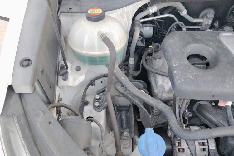 Used Hyundai Tucson 2019 280TGDi Dual-Clutch Two-Wheel Drive Smart Connect Version China V Standard Engine Bay Right