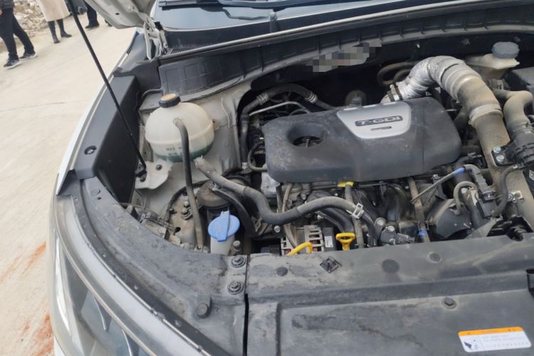 Used Hyundai Tucson 2019 280TGDi Dual-Clutch Two-Wheel Drive Fashion Edition China VI Standard Engine Bay Right