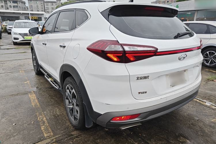 Used Hyundai Tucson 2019 280TGDi Dual-Clutch Two-Wheel Drive Fashion Edition China VI Standard Exterior 2