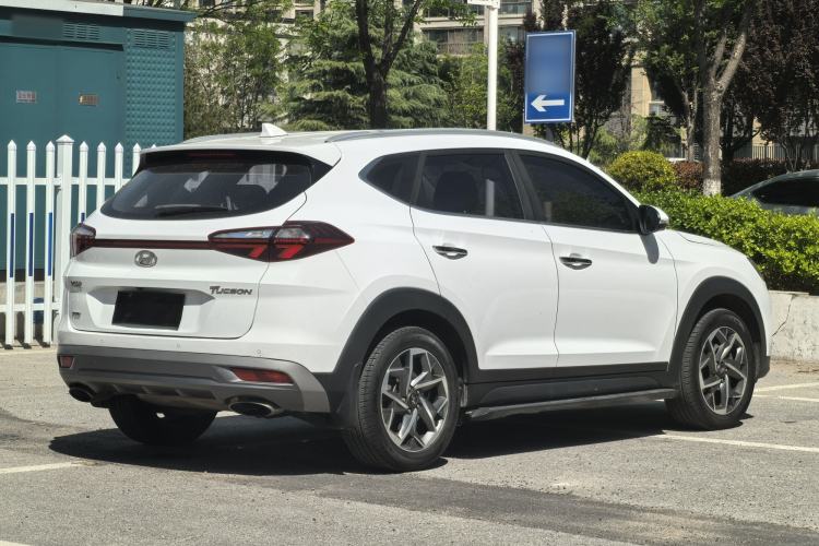 Used Hyundai Tucson 2019 280TGDi Dual-Clutch Two-Wheel Drive Smart Connect Version China VI Exterior 3