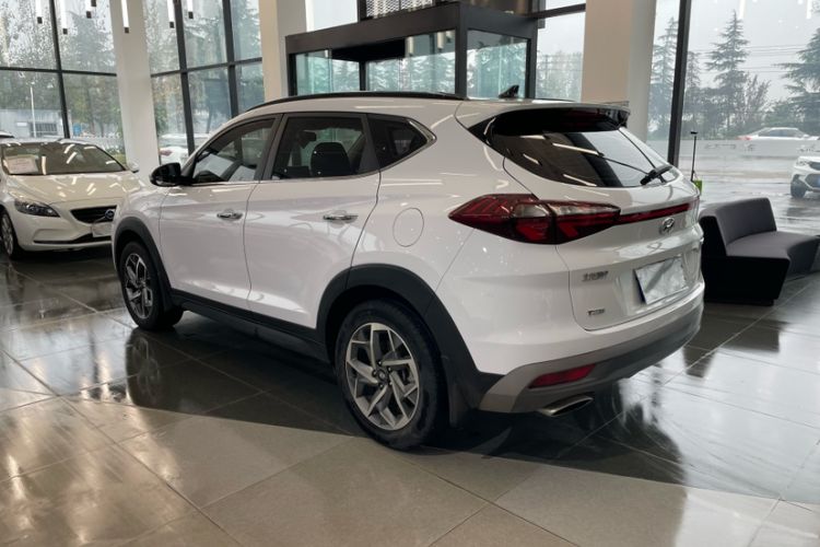 Used Hyundai Tucson 2019 280TGDi Dual-Clutch Two-Wheel Drive Fashion Edition China VI Standard Exterior 3