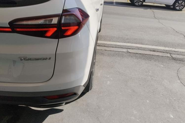 Used Hyundai Tucson 2019 280TGDi Dual-Clutch Two-Wheel Drive Smart Connect Version China V Standard Exterior 3