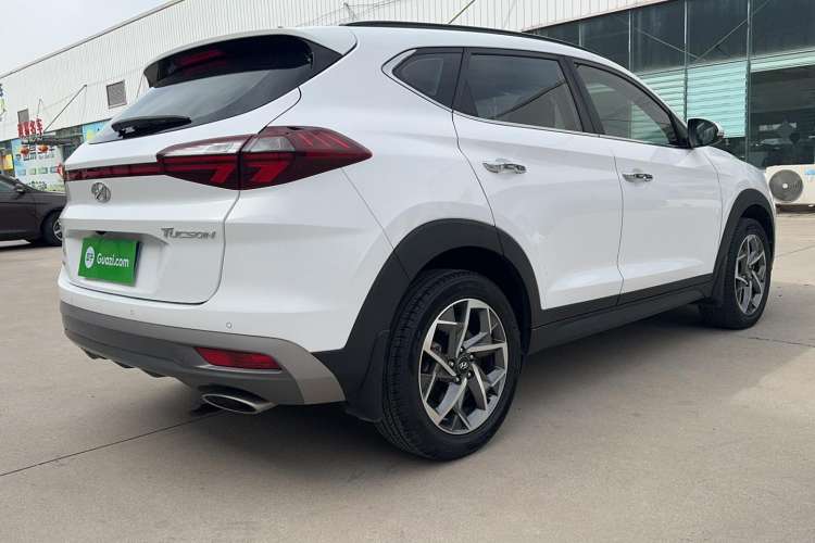 Used Hyundai Tucson 2019 280TGDi Dual-Clutch Two-Wheel Drive Fashion Edition China VI Standard Exterior 3