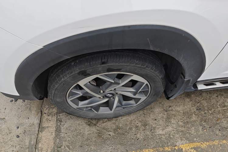 Used Hyundai Tucson 2019 280TGDi Dual-Clutch Two-Wheel Drive Fashion Edition China VI Standard Exterior 4