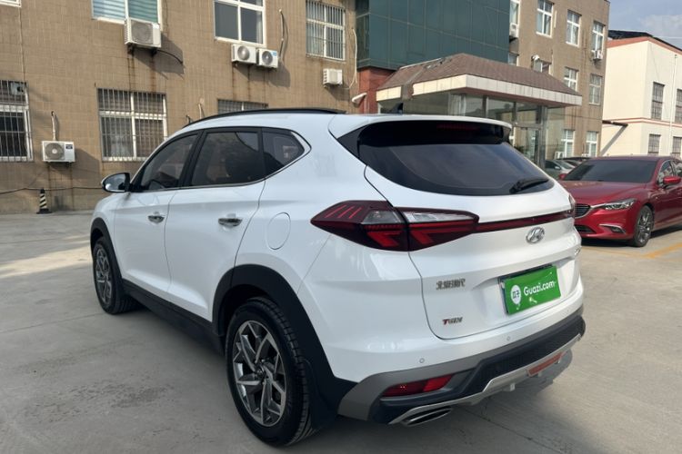 Used Hyundai Tucson 2019 280TGDi Dual-Clutch Two-Wheel Drive Fashion Edition China V Standard Exterior 4