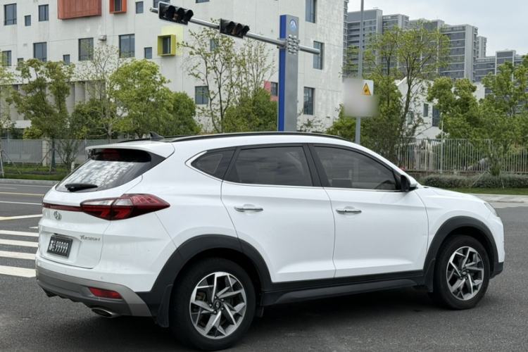 Used Hyundai Tucson 2019 280TGDi Dual-Clutch Two-Wheel Drive Fashion Edition China VI Standard Exterior 4
