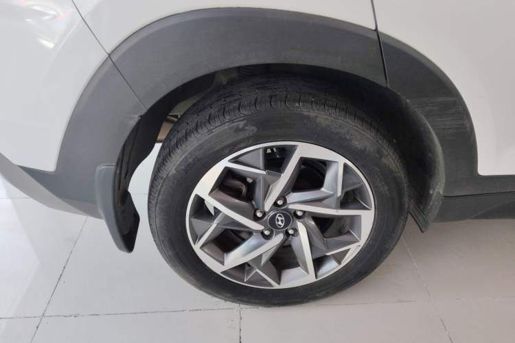 Used Hyundai Tucson 2019 280TGDi Dual-Clutch Two-Wheel Drive Smart Connect Version China VI Exterior 4