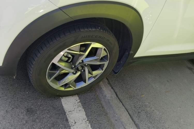 Used Hyundai Tucson 2019 280TGDi Dual-Clutch Two-Wheel Drive Smart Connect Version China V Standard Exterior 4