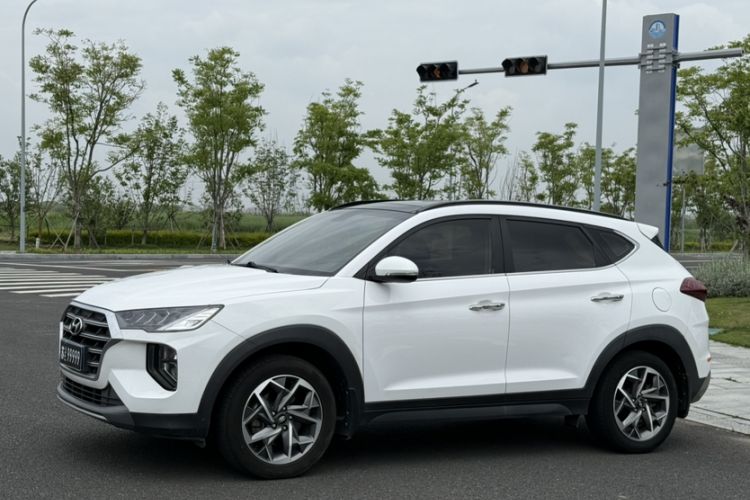 Used Hyundai Tucson 2019 280TGDi Dual-Clutch Two-Wheel Drive Fashion Edition China VI Standard Exterior 5