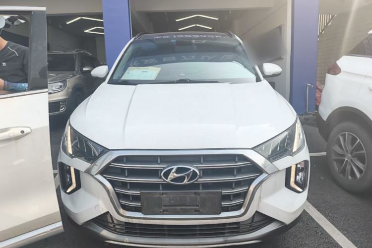 Used Hyundai Tucson 2019 280TGDi Dual-Clutch Two-Wheel Drive Fashion Edition China VI Standard Front