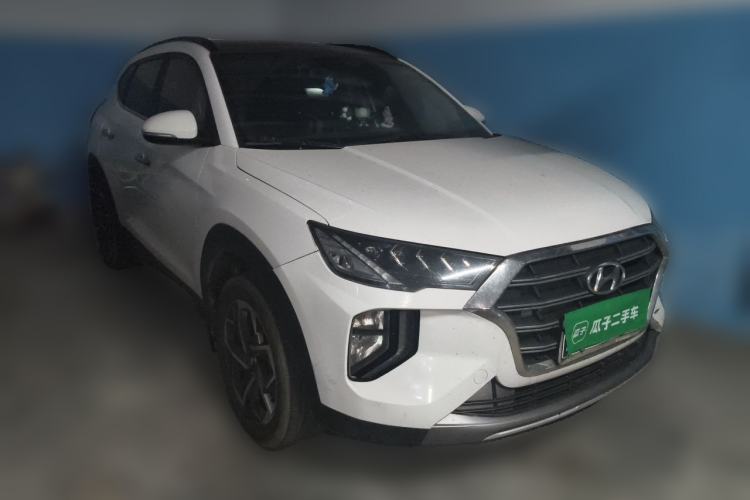 Used Hyundai Tucson 2019 280TGDi Dual-Clutch Two-Wheel Drive Fashion Edition China VI Standard Front Right 45 Deg