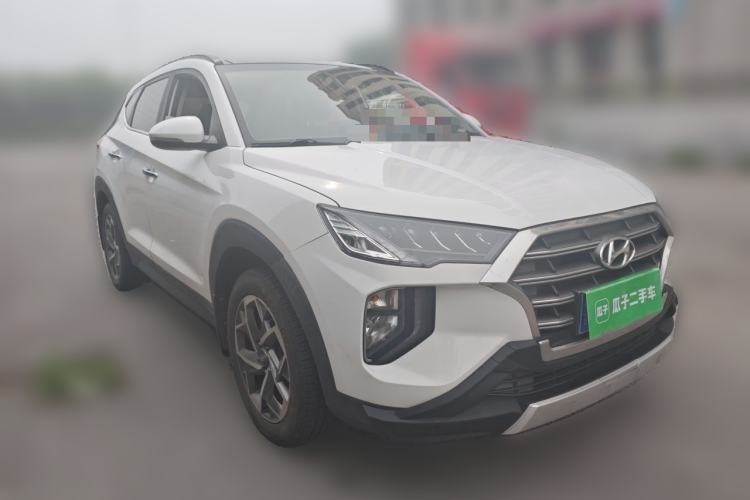 Used Hyundai Tucson 2019 280TGDi Dual-Clutch Two-Wheel Drive Fashion Edition China VI Standard Front Right 45 Deg