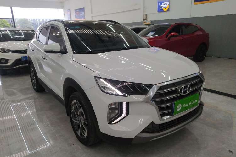 Used Hyundai Tucson 2019 280TGDi Dual-Clutch Two-Wheel Drive Fashion Edition China VI Standard Front Right 45 Deg