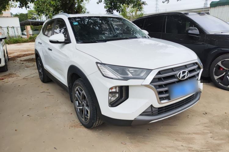 Used Hyundai Tucson 2019 280TGDi Dual-Clutch Two-Wheel Drive Luxury Edition China V Standard Front Right 45 Deg