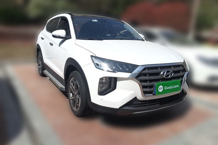 Used Hyundai Tucson 2019 280TGDi Dual-Clutch Two-Wheel Drive Fashion Edition China V Standard Front Right 45 Deg