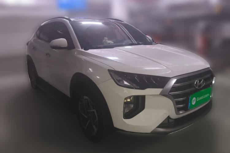 Used Hyundai Tucson 2019 280TGDi Dual-Clutch Two-Wheel Drive Fashion Edition China VI Standard Front Right 45 Deg