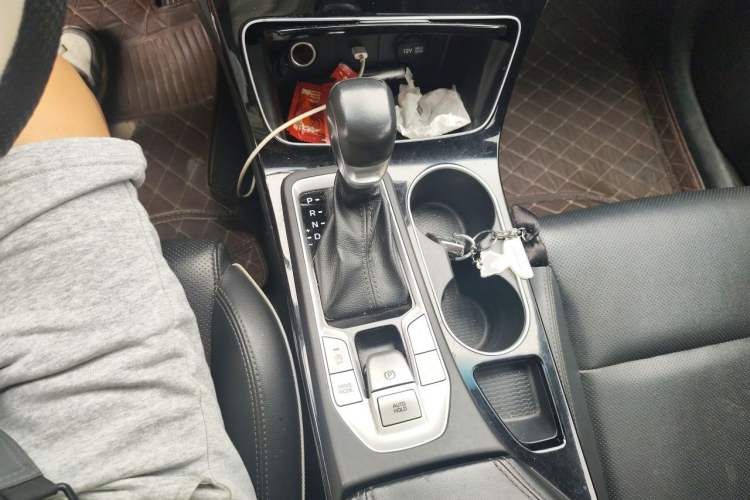 Used Hyundai Tucson 2019 280TGDi Dual-Clutch Two-Wheel Drive Fashion Edition China V Standard Gear Lever