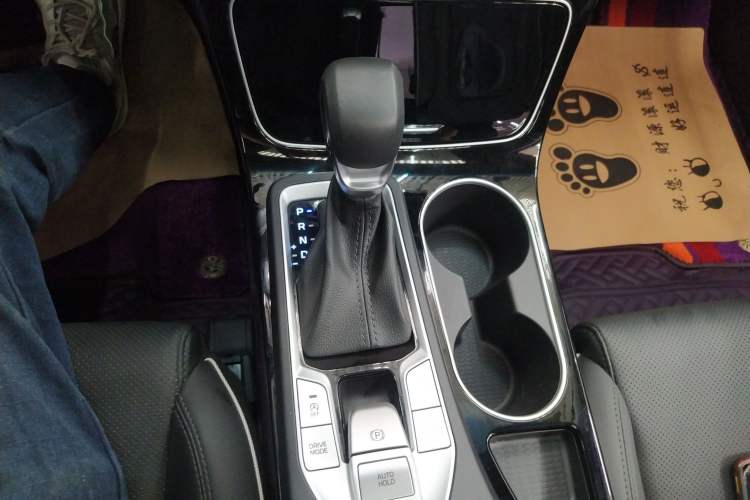 Used Hyundai Tucson 2019 280TGDi Dual-Clutch Two-Wheel Drive Fashion Edition China VI Standard Gear Lever
