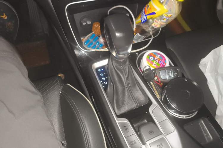 Used Hyundai Tucson 2019 280TGDi Dual-Clutch Two-Wheel Drive Fashion Edition China VI Standard Gear Lever