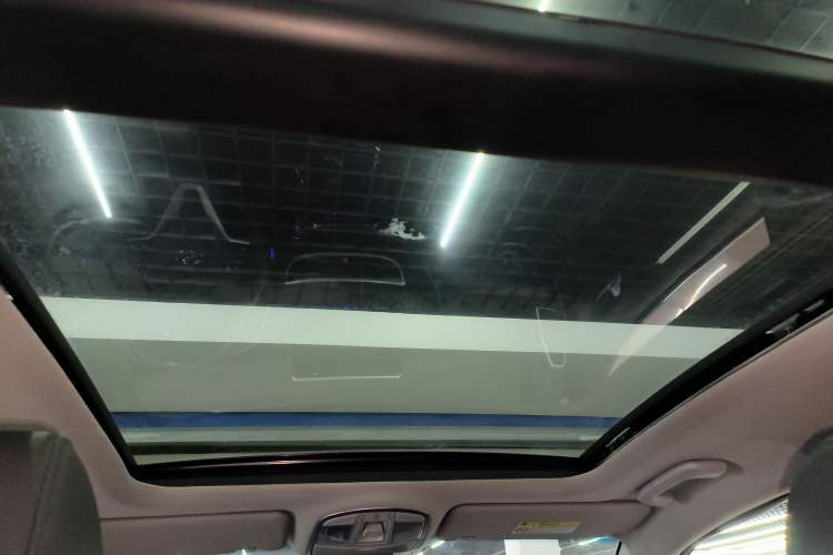 Used Hyundai Tucson 2019 280TGDi Dual-Clutch Two-Wheel Drive Fashion Edition China VI Standard Headliner