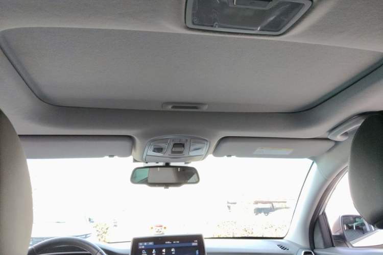 Used Hyundai Tucson 2019 280TGDi Dual-Clutch Two-Wheel Drive Smart Connect Version China V Standard Headliner