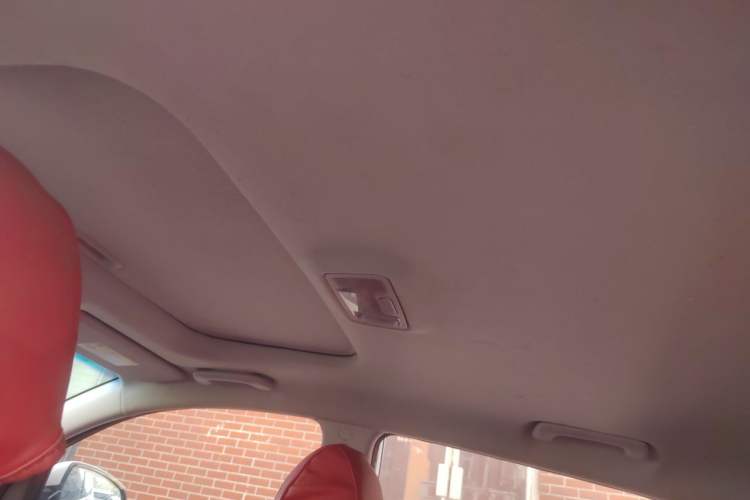 Used Hyundai Tucson 2019 280TGDi Dual-Clutch Two-Wheel Drive Smart Connect Version China VI Headliner