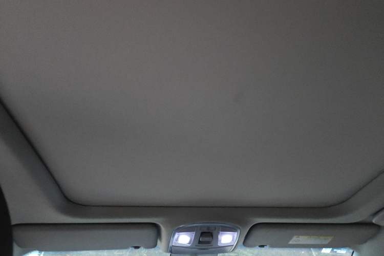 Used Hyundai Tucson 2019 280TGDi Dual-Clutch Two-Wheel Drive Fashion Edition China VI Standard Headliner