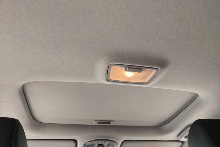 Used Hyundai Tucson 2019 280TGDi Dual-Clutch Two-Wheel Drive Smart Connect Version China V Standard Headliner