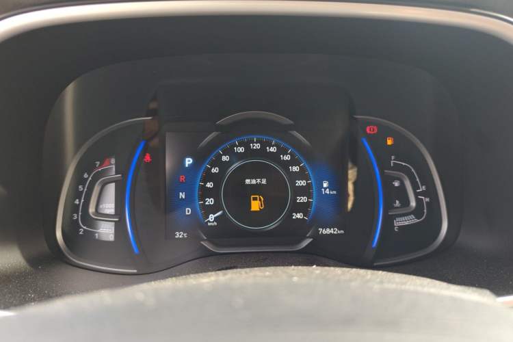 Used Hyundai Tucson 2019 280TGDi Dual-Clutch Two-Wheel Drive Fashion Edition China VI Standard Instrument Cluster
