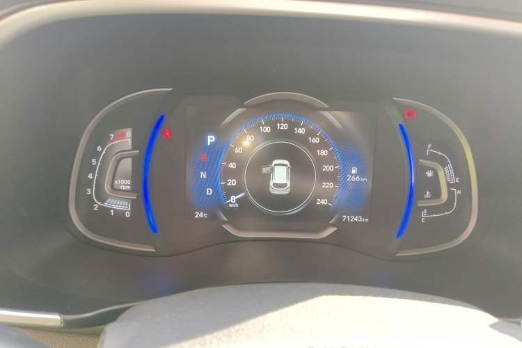 Used Hyundai Tucson 2019 280TGDi Dual-Clutch Two-Wheel Drive Smart Connect Version China V Standard Instrument Cluster