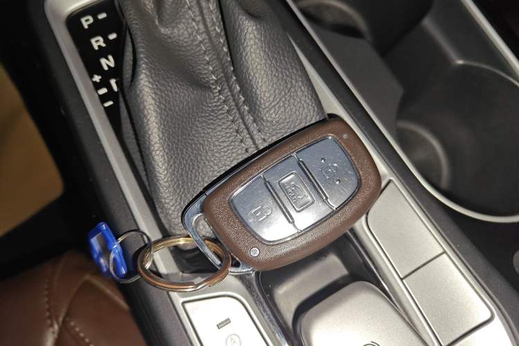 Used Hyundai Tucson 2019 280TGDi Dual-Clutch Two-Wheel Drive Fashion Edition China VI Standard Interior 1
