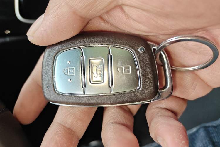 Used Hyundai Tucson 2019 280TGDi Dual-Clutch Two-Wheel Drive Fashion Edition China VI Standard Interior 1