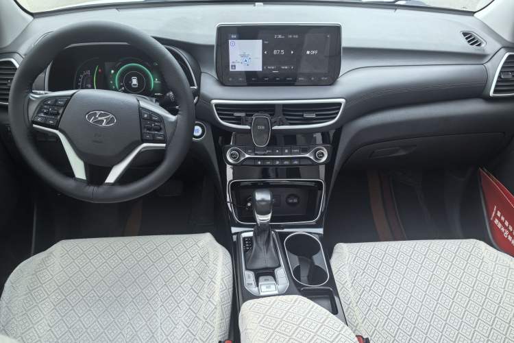 Used Hyundai Tucson 2019 280TGDi Dual-Clutch Two-Wheel Drive Fashion Edition China V Standard Interior 1