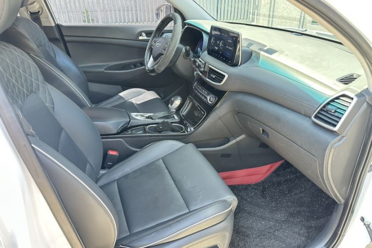 Used Hyundai Tucson 2019 280TGDi Dual-Clutch Two-Wheel Drive Smart Connect Version China VI Interior 2