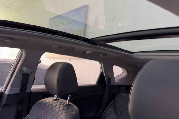 Used Hyundai Tucson 2019 280TGDi Dual-Clutch Two-Wheel Drive Fashion Edition China VI Standard Interior 4
