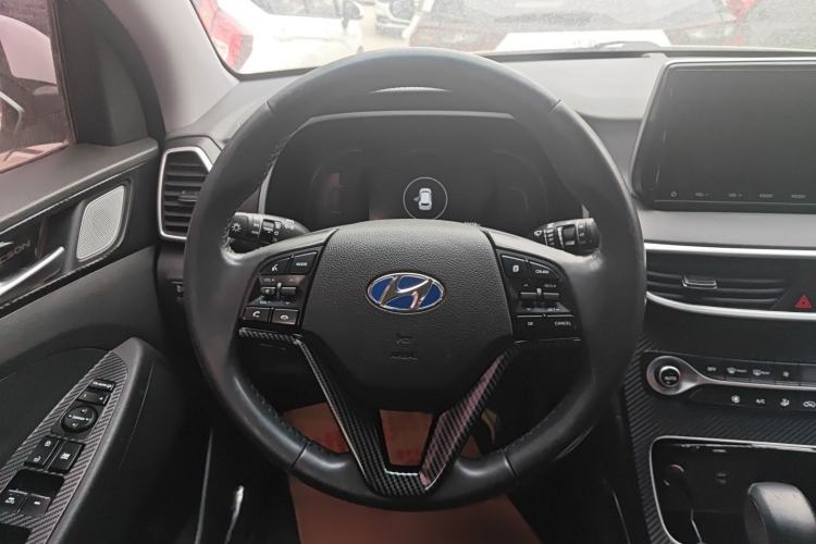 Used Hyundai Tucson 2019 280TGDi Dual-Clutch Two-Wheel Drive Fashion Edition China V Standard Interior 5