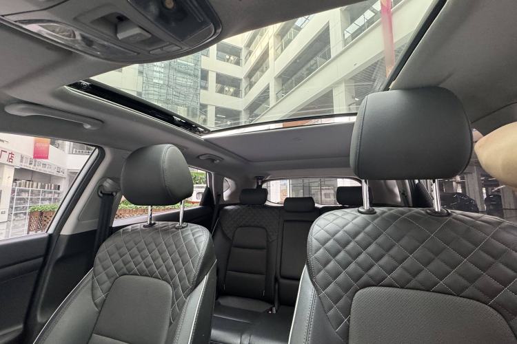 Used Hyundai Tucson 2019 280TGDi Dual-Clutch Two-Wheel Drive Fashion Edition China VI Standard Interior 6