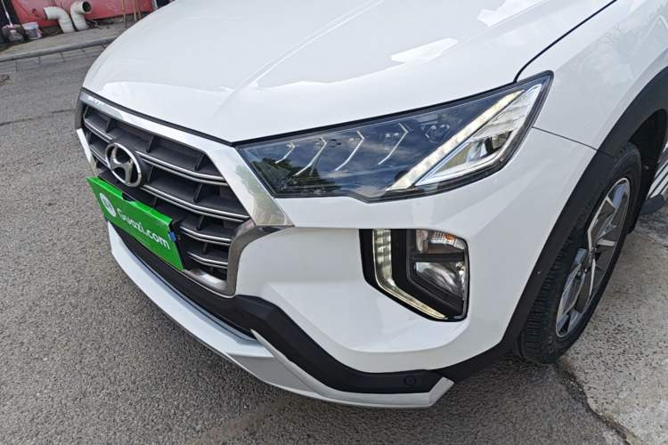 Used Hyundai Tucson 2019 280TGDi Dual-Clutch Two-Wheel Drive Fashion Edition China VI Standard Left Front Headlight