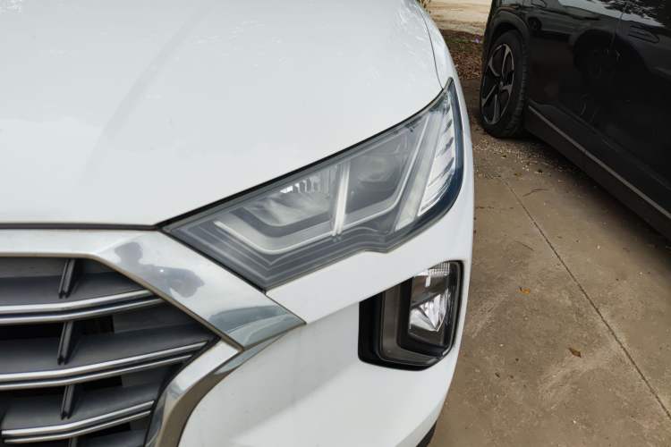 Used Hyundai Tucson 2019 280TGDi Dual-Clutch Two-Wheel Drive Luxury Edition China V Standard Left Front Headlight