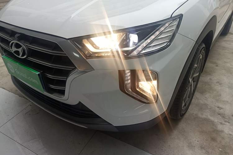 Used Hyundai Tucson 2019 280TGDi Dual-Clutch Two-Wheel Drive Smart Connect Version China V Standard Left Front Headlight