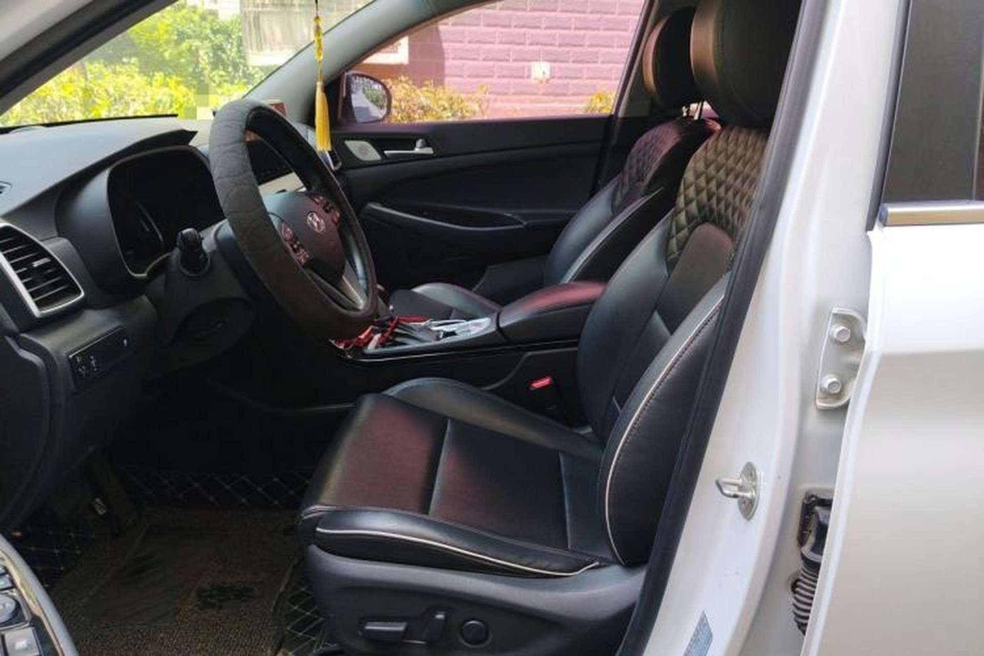 Used Hyundai Tucson 2019 280TGDi Dual-Clutch Two-Wheel Drive Fashion Edition China VI Standard Left Front Seat
