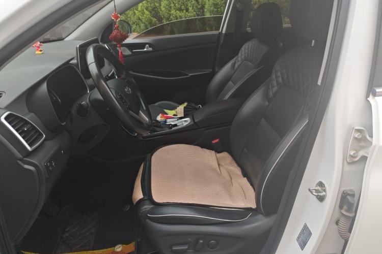 Used Hyundai Tucson 2019 280TGDi Dual-Clutch Two-Wheel Drive Fashion Edition China VI Standard Left Front Seat