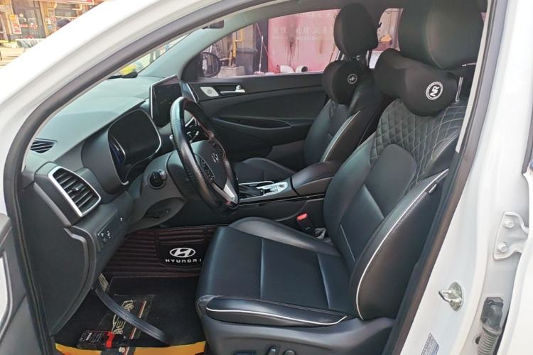 Used Hyundai Tucson 2019 280TGDi Dual-Clutch Two-Wheel Drive Fashion Edition China VI Standard Left Front Seat