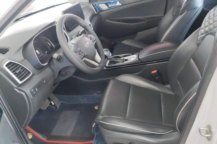 Used Hyundai Tucson 2019 280TGDi Dual-Clutch Two-Wheel Drive Smart Connect Version China VI Left Front Seat
