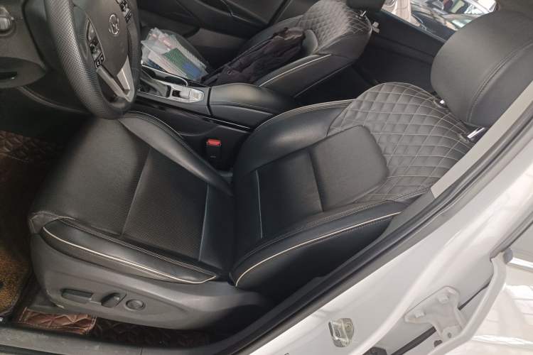 Used Hyundai Tucson 2019 280TGDi Dual-Clutch Two-Wheel Drive Fashion Edition China VI Standard Left Front Seat
