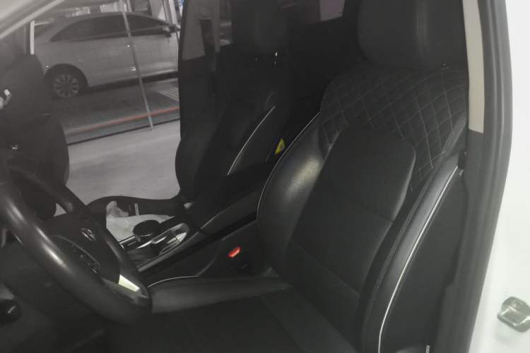 Used Hyundai Tucson 2019 280TGDi Dual-Clutch Two-Wheel Drive Fashion Edition China VI Standard Left Front Seat